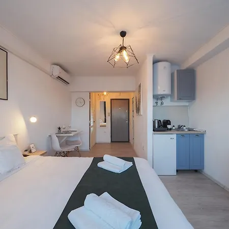 - Central, Cozy & Self Check-in Apartment