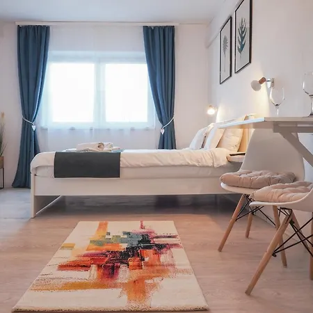 - Central, Cozy & Self Check-in Apartment Sibiu